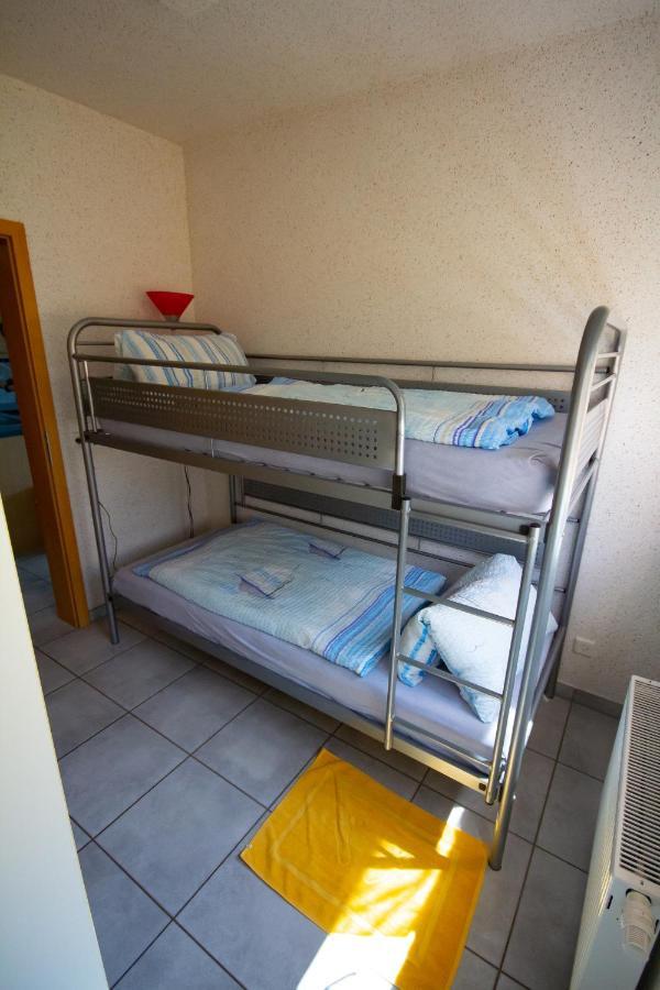Vulkanpark-Ferienwohnung Karibic Nickenich Exteriör bild